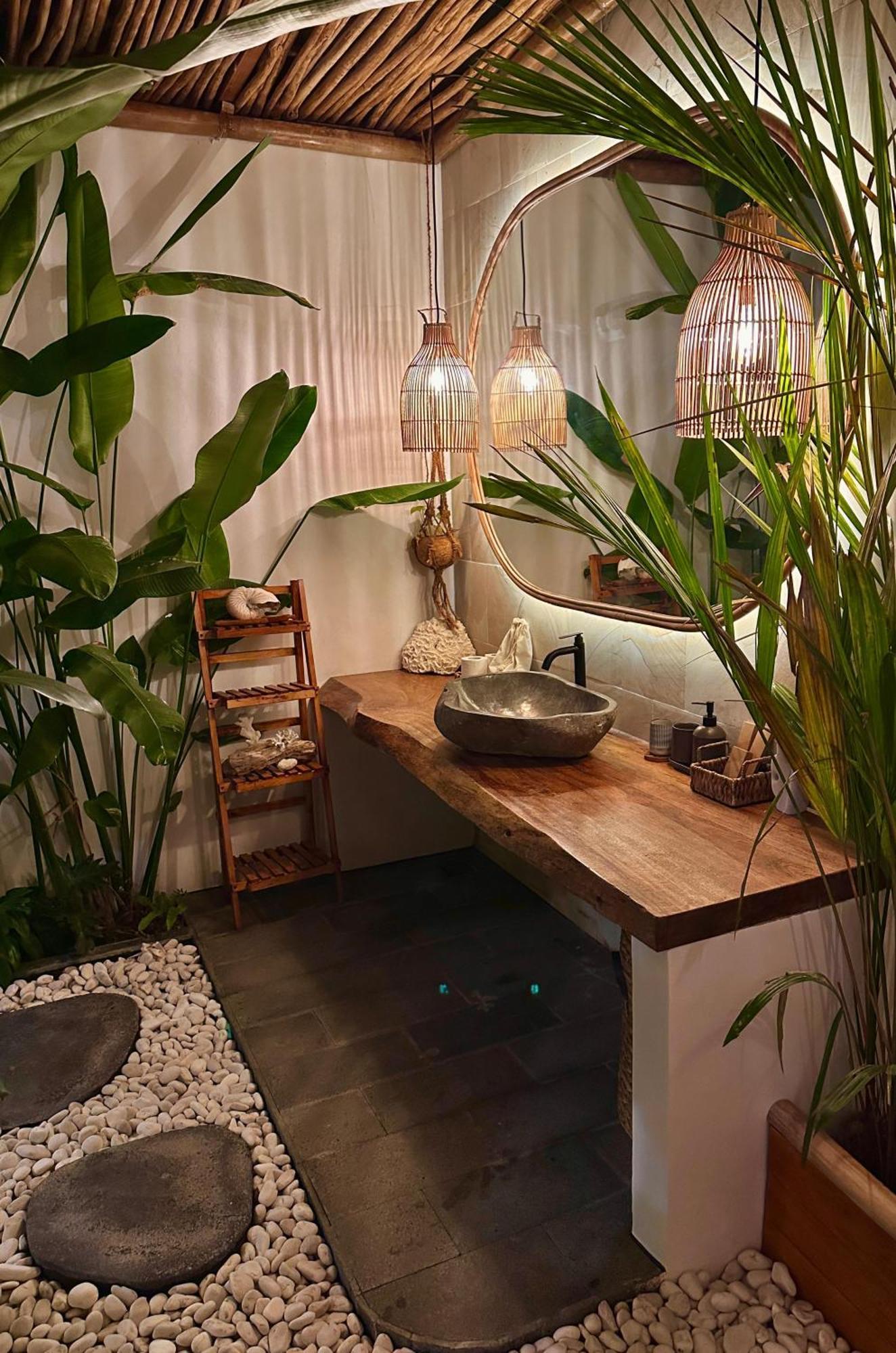 Beachfront Luxury Dome Villas - Gamat Bay Resort Nusa Penida Buitenkant foto