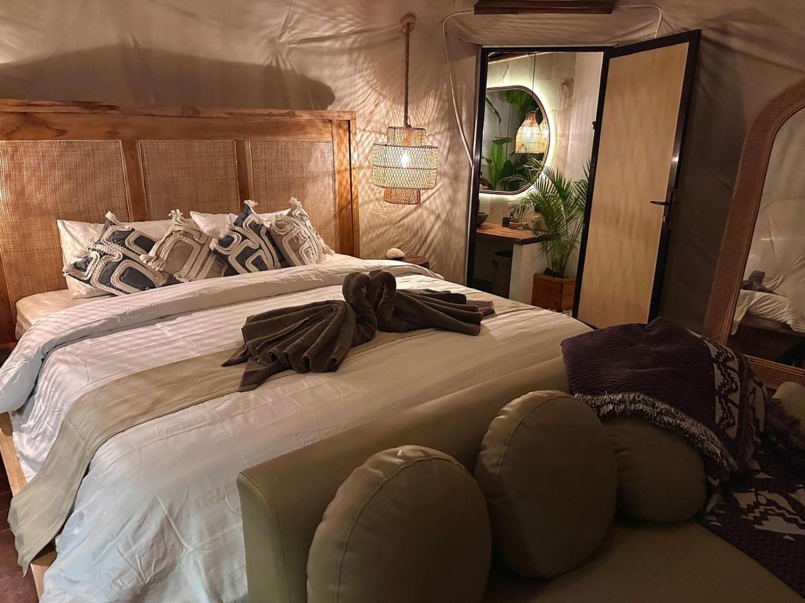 Beachfront Luxury Dome Villas - Gamat Bay Resort Nusa Penida Buitenkant foto
